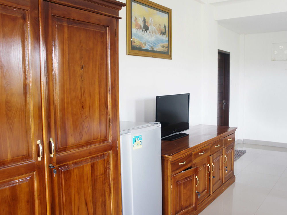Putu Guest House Canggu  Luaran gambar
