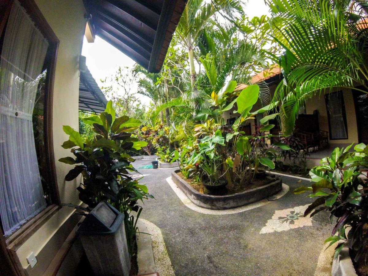 Putu Guest House Canggu  Luaran gambar